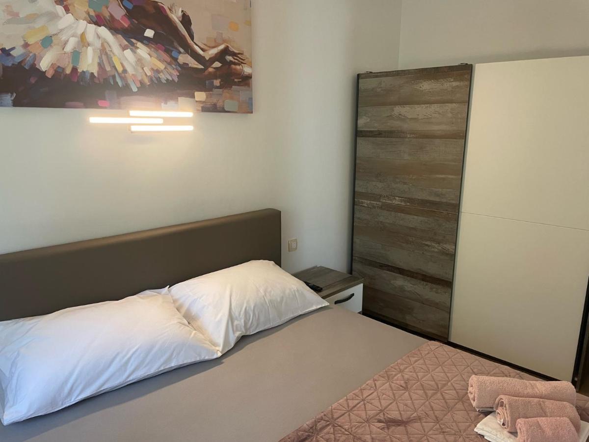 Lory Apartmani Драмал Екстериор снимка